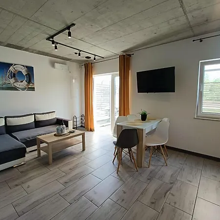 Caloroczne Perelka Lubiatowska