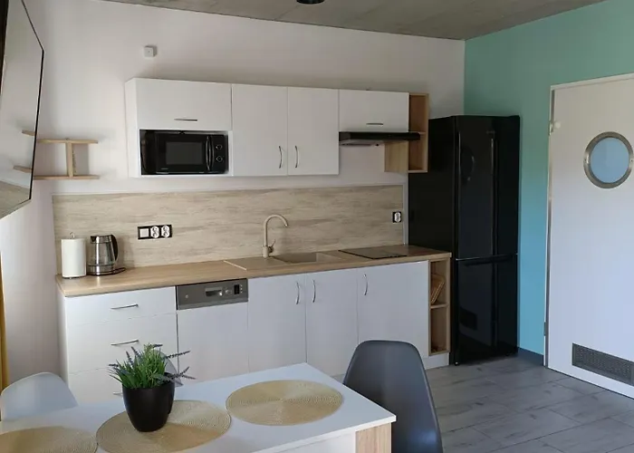 公寓 Caloroczne Perelka Lubiatowska