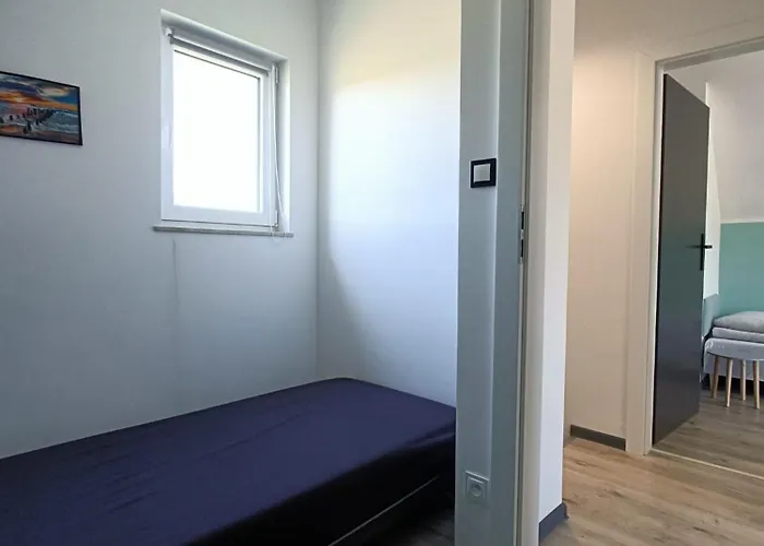 Caloroczne Perelka Lubiatowska 公寓 鲁比亚托沃